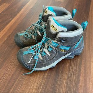 Keen Targhee II Mid Hiking Boot Sz 7.5